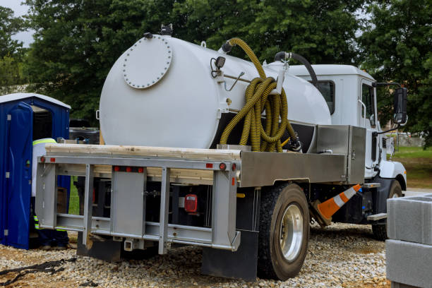 Best Luxury portable toilet rental  in Rineyville, KY